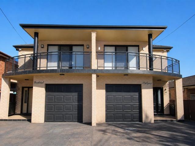 Duplex for rent in Sydney, New South Wales