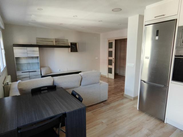 Apartamento en alquiler en El Llano, Gijón