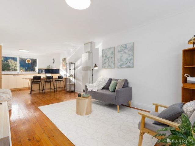 Townhouse for sale in Camerons Creek, Victoria