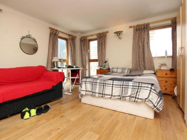 Room for rent in Isle Of Dogs, Greater London
