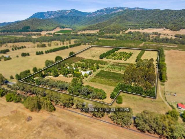 House for sale in Porepunkah, Victoria