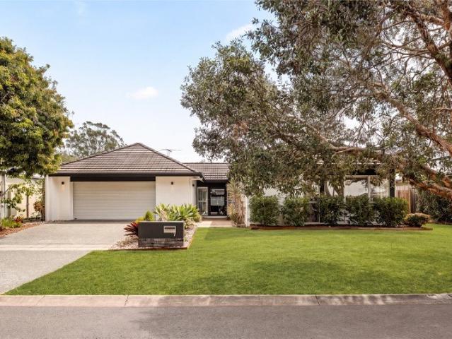 House for sale in Mossvale on Manly, Greater Brisbane