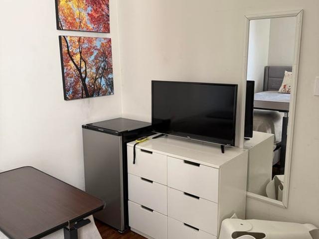 Room for rent in Arverne, New York