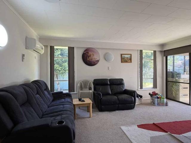 House for rent in Pauatahanui, Wellington