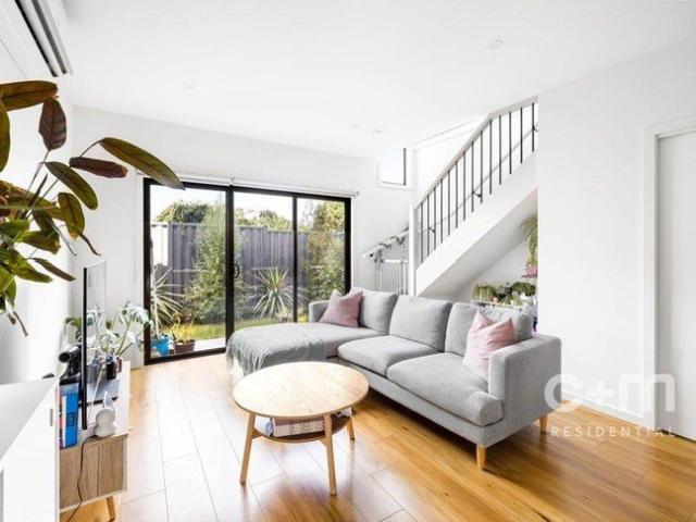 Townhouse for rent in Broadmeadows, Melbourne