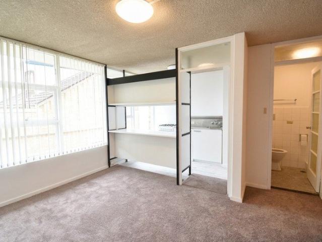 Apartment for rent in Lower North Shore, Sydney