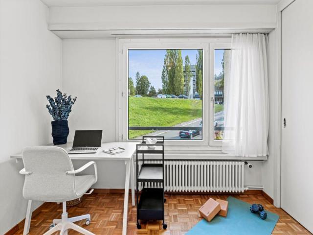 Apartment mieten in Einigen, Zürich