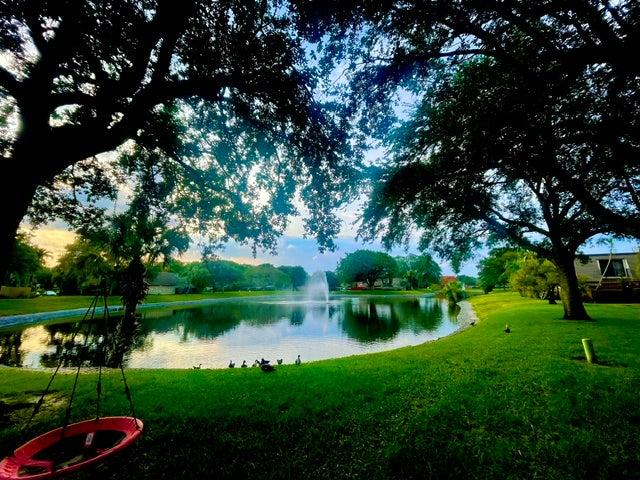 Room for rent in Delray Beach, Florida