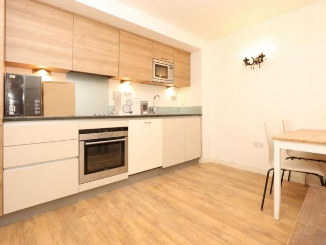 Room for rent in East Greenwich, Greater London