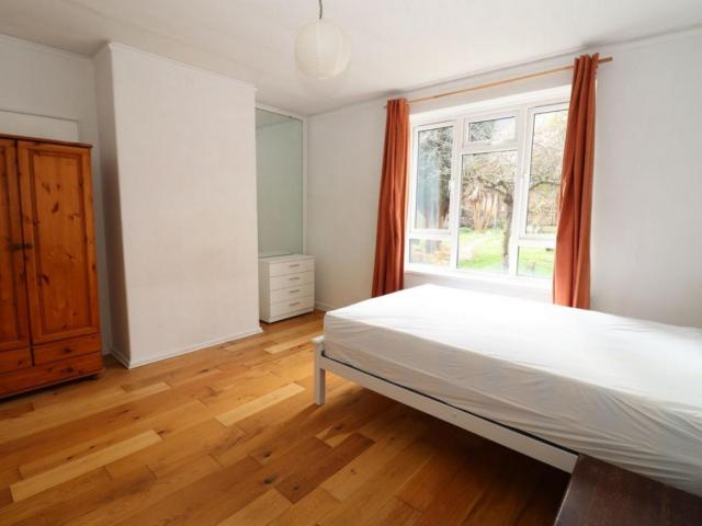 Room for rent in East Dulwich, Greater London