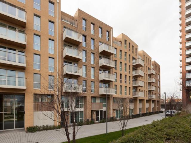 Room for rent in Bromley-by-Bow, Poplar Grove