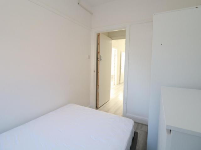Room for rent in London Borough of Ealing, Greater London