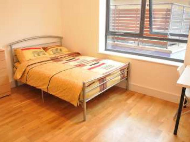 Room for rent in Limehouse, Greater London