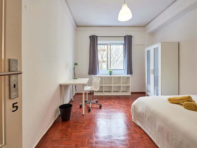 Quarto alugar em Avenidas Novas, Lisboa