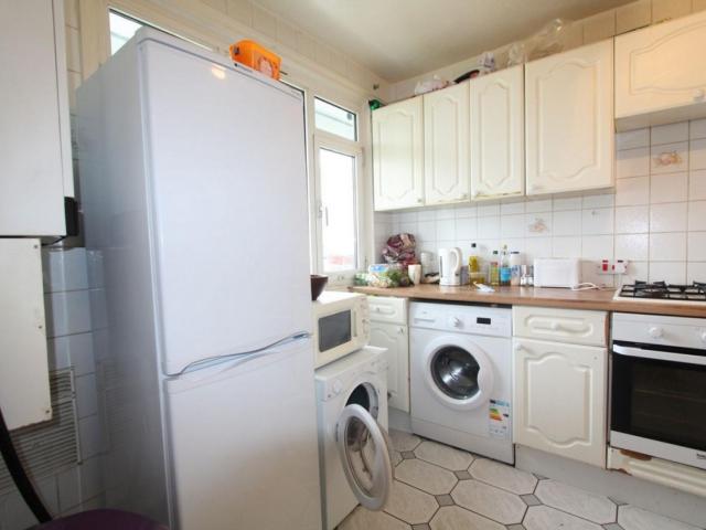 Room for rent in Mile End, Greater London