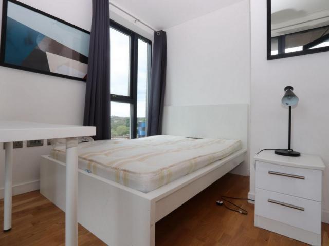 Room for rent in London Borough of Lewisham, Deptford
