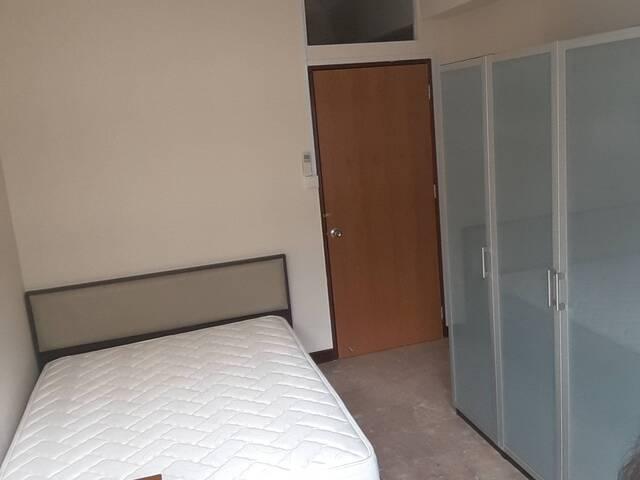 Room for rent