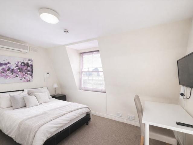 Studio for rent in South Kensington, Greater London