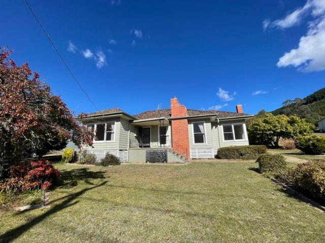 House for rent in Bright, Victoria