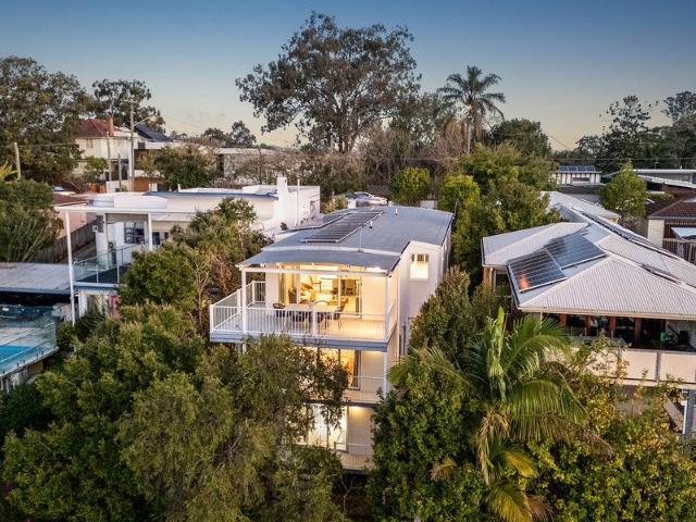 House for sale in Taringa, Greater Brisbane