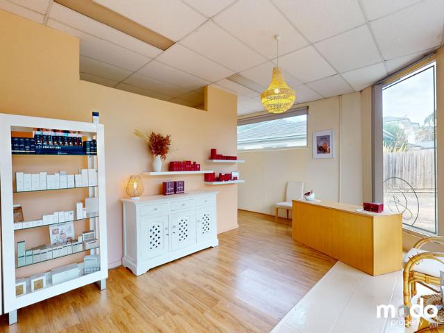 Retail for rent in Camerons Creek, Victoria