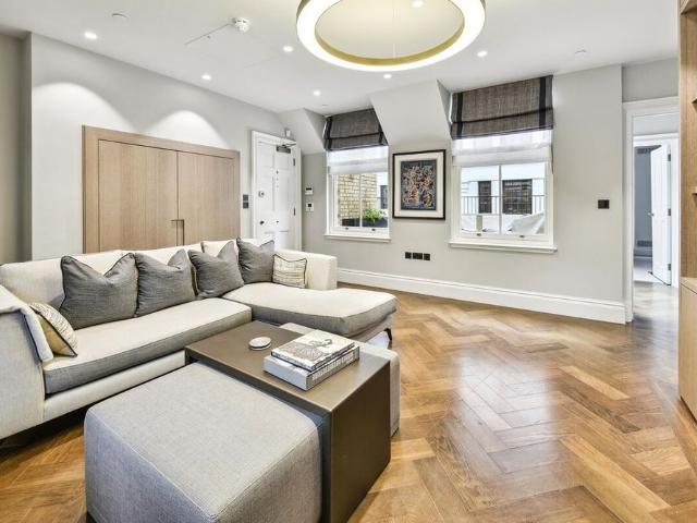 Apartment for rent in St. James's, Mayfair