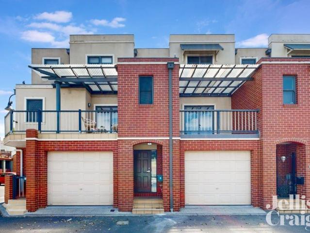 Townhouse for rent in Camerons Creek, Victoria