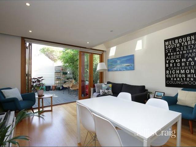 Townhouse for rent in Camerons Creek, Victoria