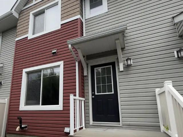 House for rent in Wedgewood, Alberta