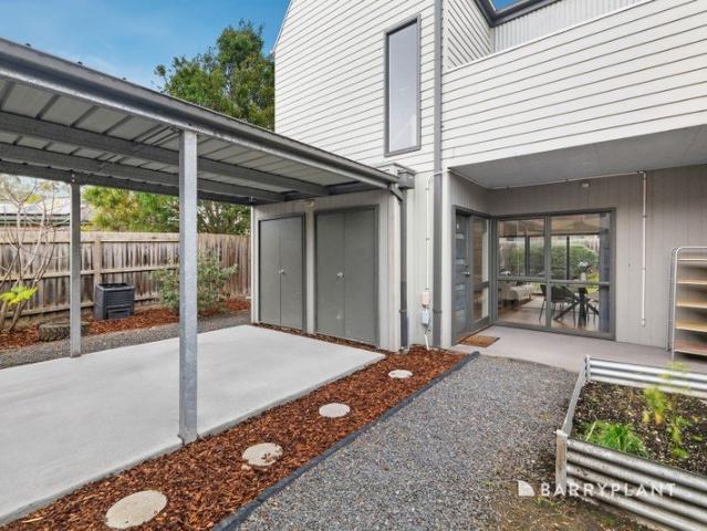 Townhouse for sale in Camerons Creek, Victoria