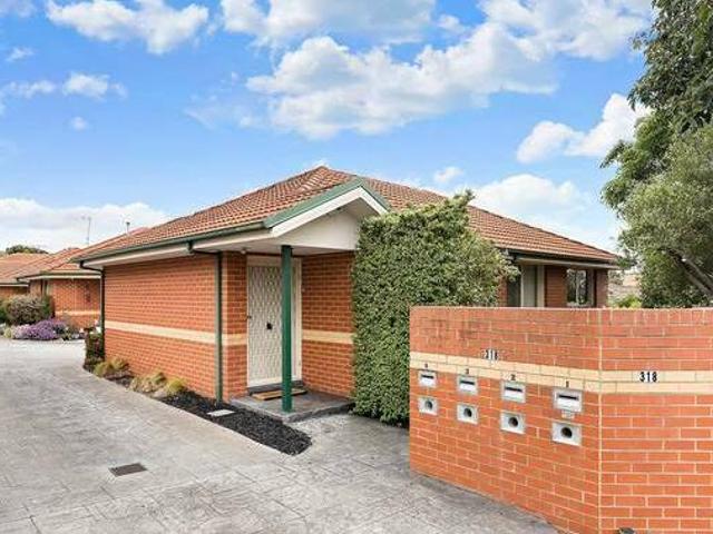 House for rent in Melbourne, City of Melbourne