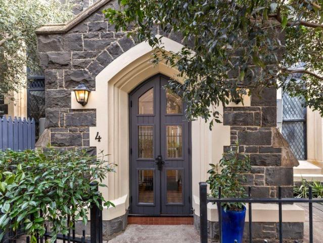 Townhouse for sale in Camerons Creek, Victoria