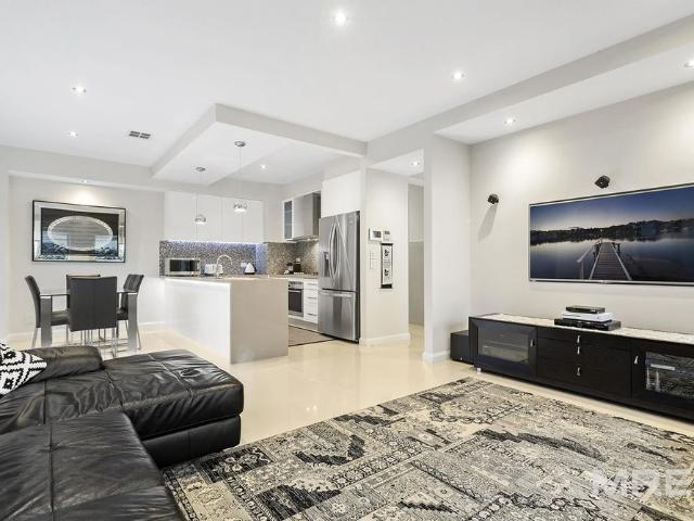 Townhouse for rent in Glenroy, Melbourne