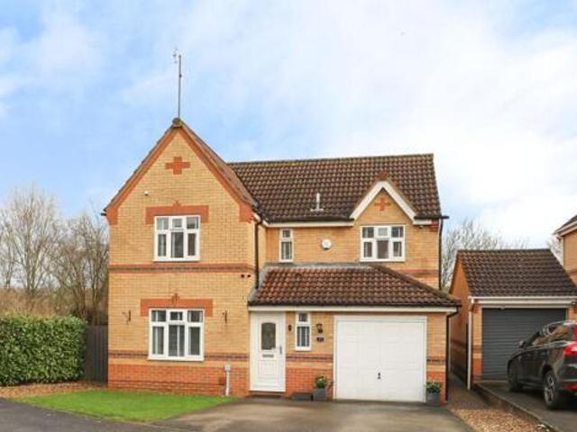 House for sale in Halfway, Sheffield