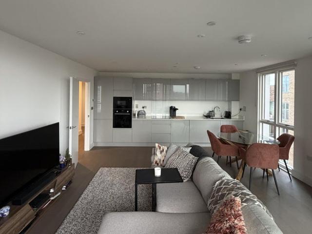 Apartment for rent in Battersea, Greater London
