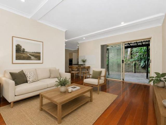 Townhouse for rent in Sydney, New South Wales
