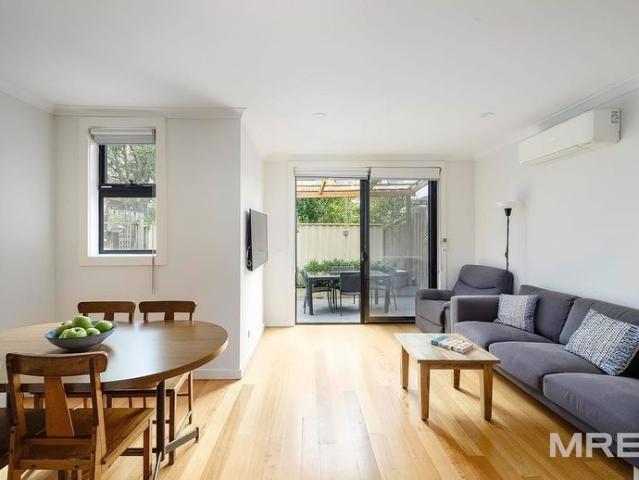 Townhouse for rent in Camerons Creek, Victoria
