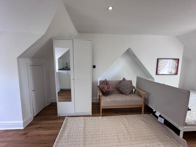 Studio for rent in London Borough of Ealing, Greater London