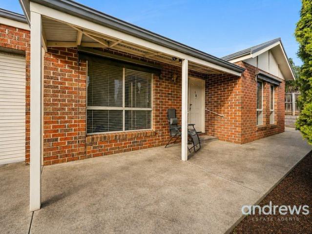 Townhouse for sale in Geelong, Victoria