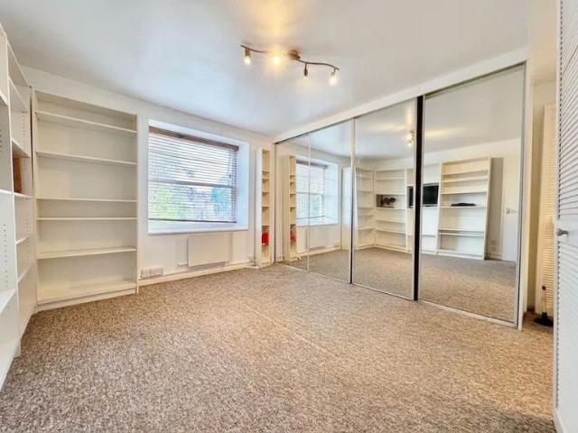 Studio for rent in Putney, Greater London