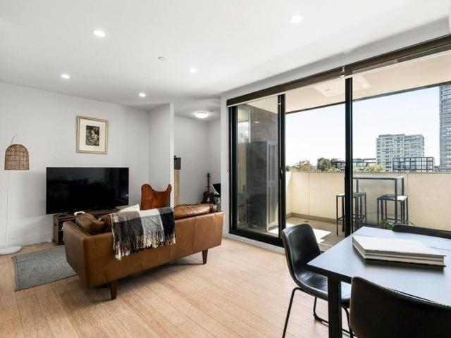 Apartment for sale in Moonee Ponds, Melbourne