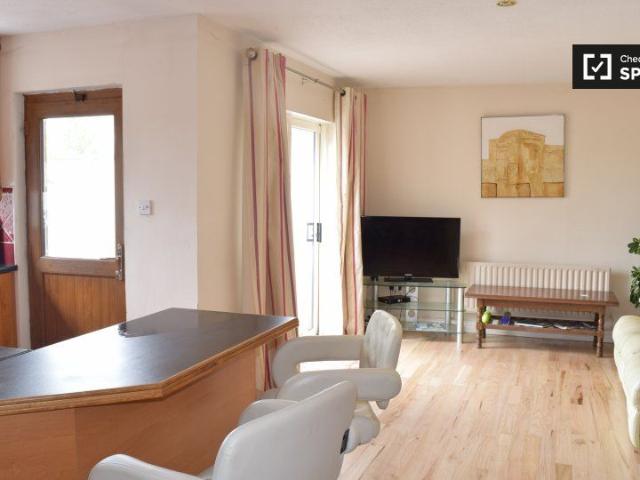 Room to rent in Bluebell, North Tipperary