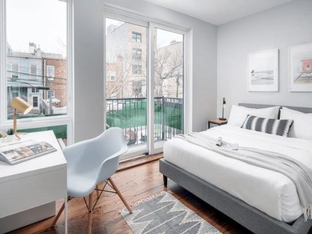 Room for rent in Arverne, New York