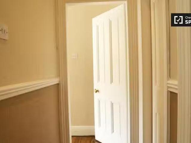 House to rent in Bluebell, North Tipperary