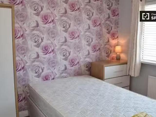 House to rent in Bluebell, North Tipperary