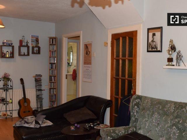 Room to rent in Bluebell, North Tipperary