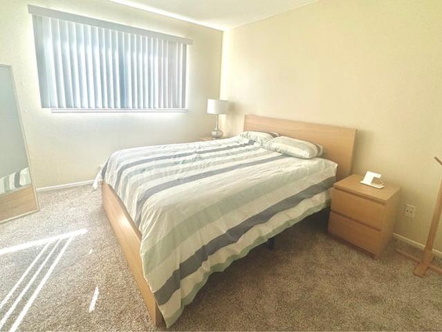 Room for rent in California