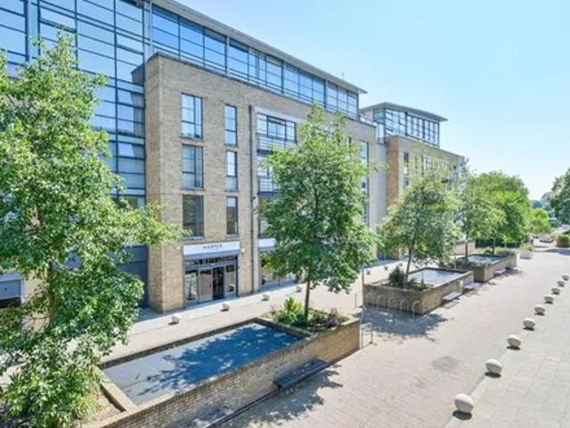 Apartment for rent in London Borough of Hounslow, Greater London