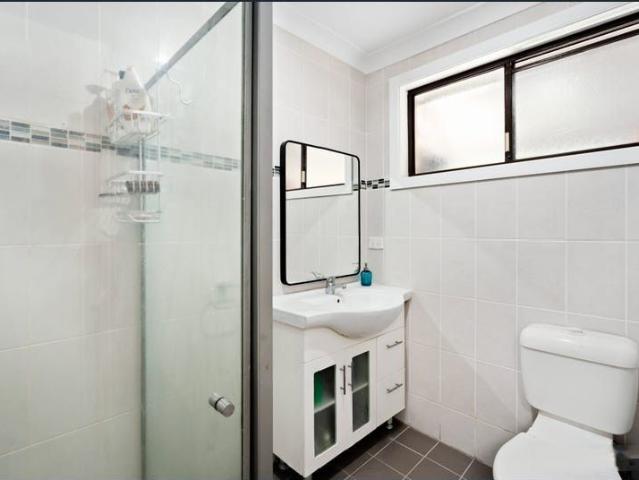 House for rent in Doonside