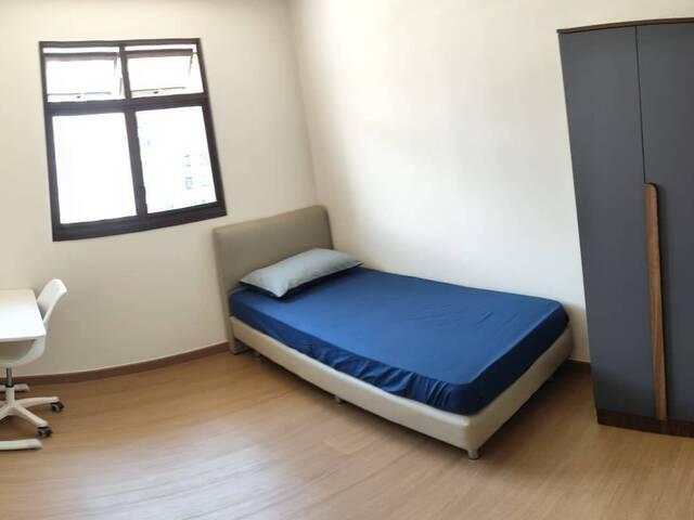 Room for rent